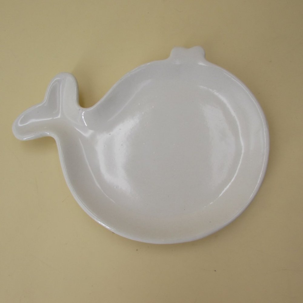 🍍🍍🍍 3 / $15 White Porcelain Whale Trinket Tray / Dish